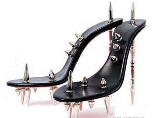 史上最恐怖最奇葩的10双高跟鞋