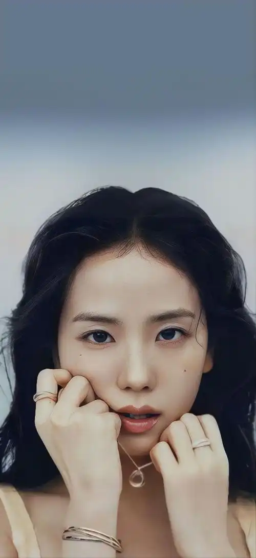 金智秀卡地亚全球品牌大使