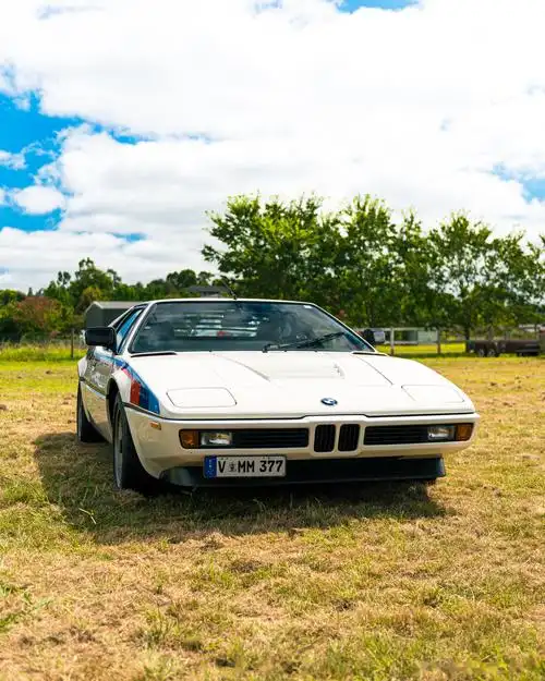 bmw m1 一年一度的墨尔本欧系老车聚会上遇到的神