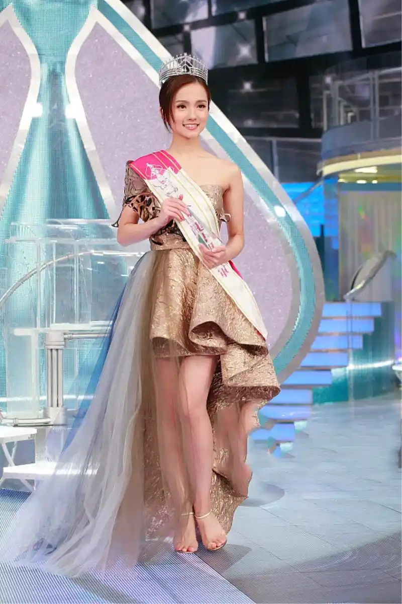 陈晓华|香港小姐|港姐_新浪新闻