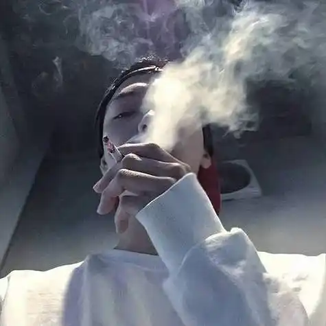 吸烟男头像