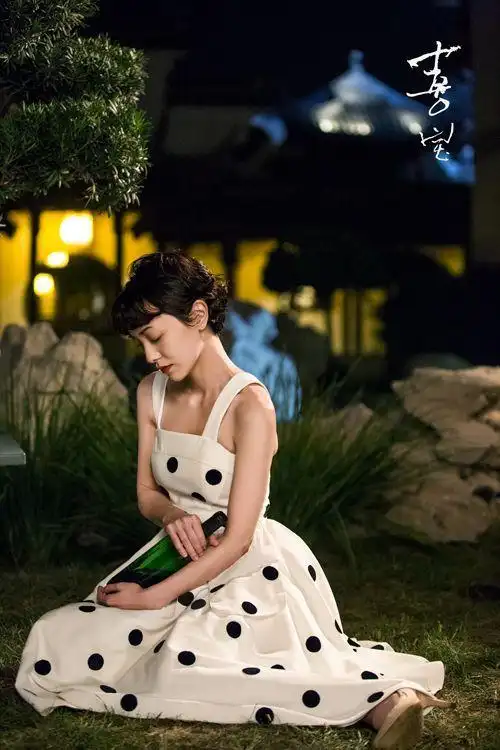 电影喜宝曝光剧照郭采洁散发女性独特魅力