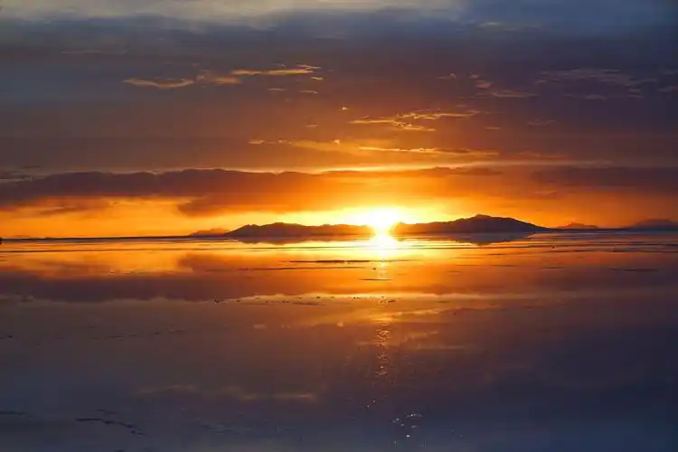 世界上难得一见的人间仙境一天空之镜(南美行十一)