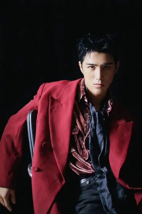 姜潮新歌正式上线 向世界告白《这才是爱》