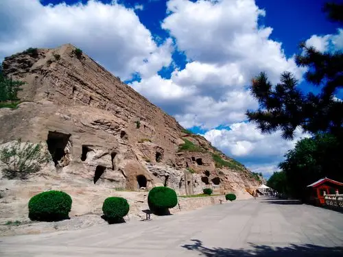 山西大同云冈石窟风光