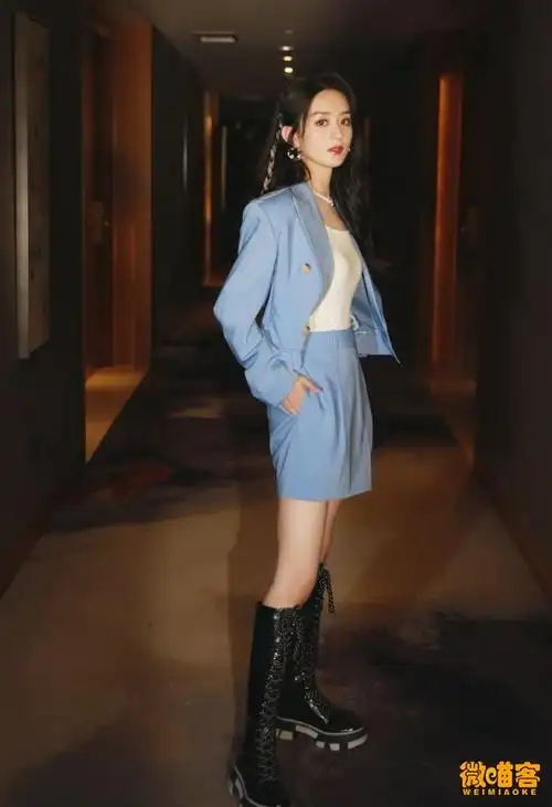 赵丽颖大秀美腿可甜可酷