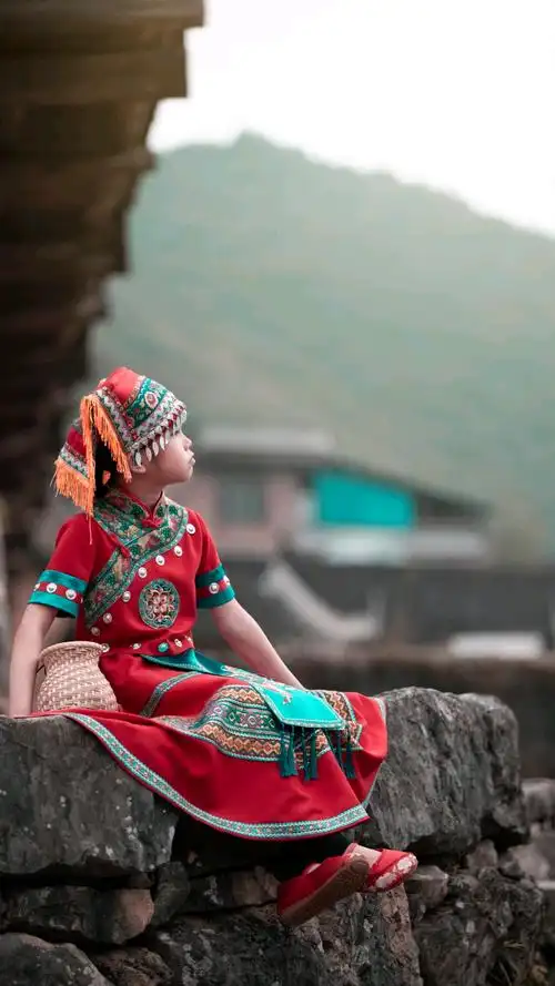 我的童年#家乡的民族文化#瑶族小姑娘