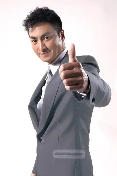 何家劲肖像代言价格费用咨询专业明星代言公司北京星传经纪