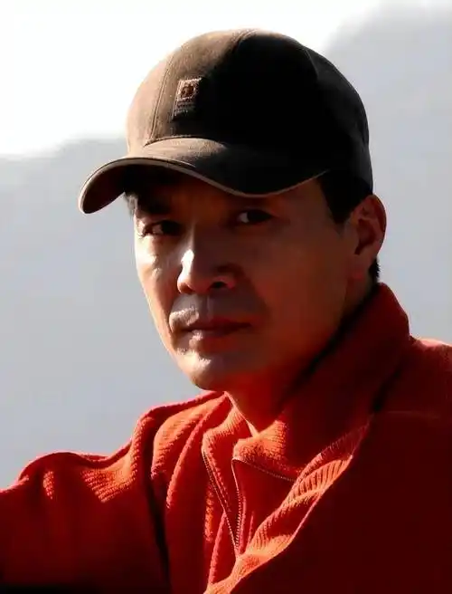 演员刘之冰:前妻拒绝复婚,带着儿子二婚娶茹萍,收获幸福_生活_工作