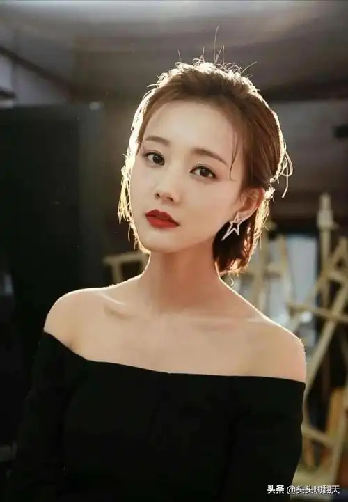 李一桐个人资料简介及影视作品(半路出家的李一桐,究竟是凭借什么,能