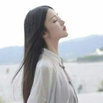 qq头像女生露肩侧脸中长发侧脸图片头像女生头像女生侧脸女生头像女生