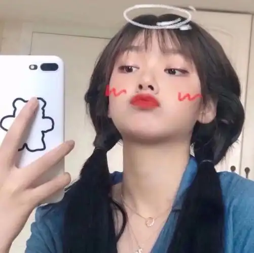 头像沙雕头像我叫思思今天没带心所以我叫田田