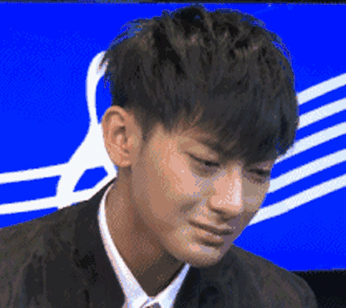 黄子韬伤心流泪绝望gif动图_动态图_表情包下载_soogif