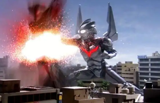 诺亚奥特曼厉害,黑暗扎基就差远了,实力还不如究极芝顿!