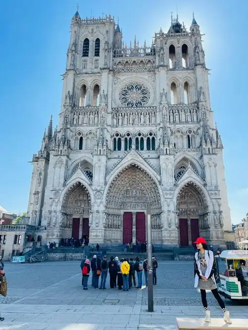 法国最大教堂amiens圣母大教堂