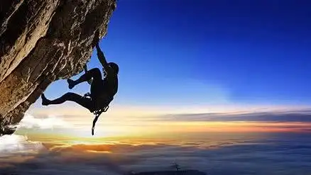 一个内心强大的男人,从不会向这三件事"低头",成功是必然的!