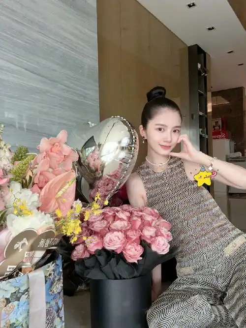 杜淳和老婆一起过生日