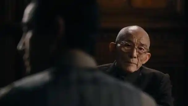 说良心话,《繁花》里很讨厌阿宝这样的男人人设,这不仅枉费爷叔对他的