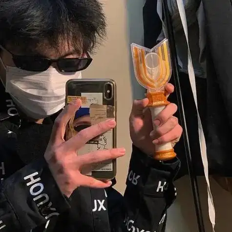 ins搞怪男头高清图片男生头像图片