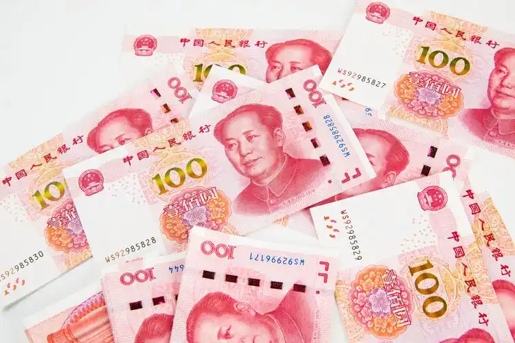 百元人民币堆放背景图片百元人民币堆放背景图片100元人民币图片桌面