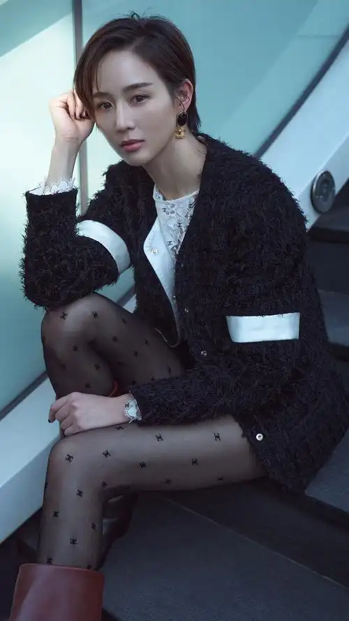 张钧甯初秋时尚性感高清手机壁纸