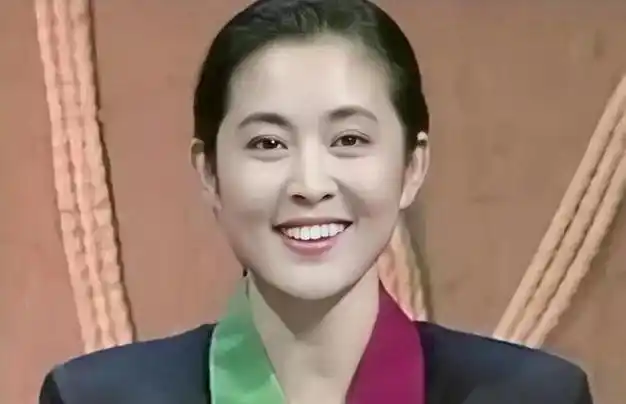 王文澜与倪萍离婚弃生病儿子被骂19年今71岁一人生活