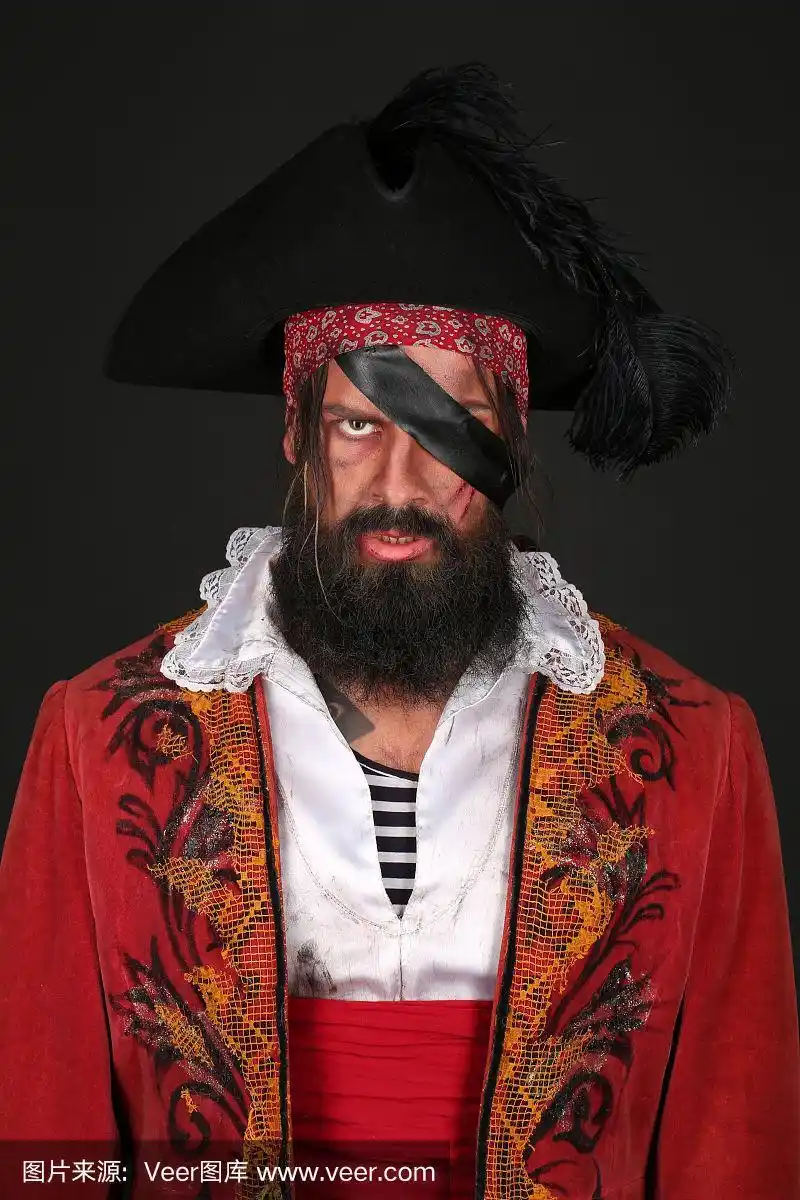 一个穿着海盗服装的英俊男子的肖像
