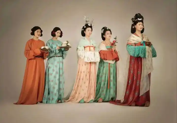 唐代女装的浪漫远超我们的想象