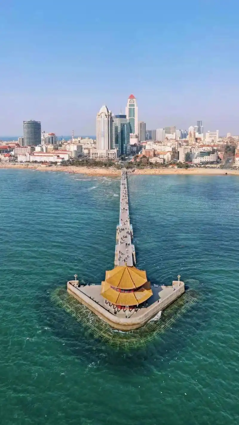 一条地铁串联无数美景不出山东看遍欧美风情青岛地铁1号线来了