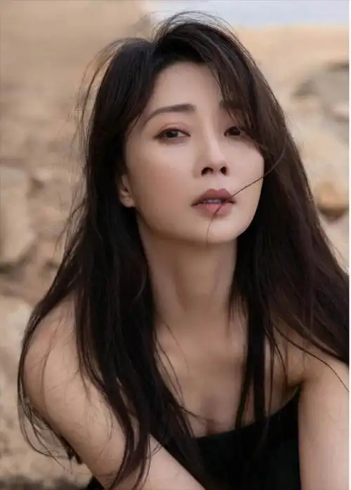 殷桃个人资料简介(殷桃介绍)