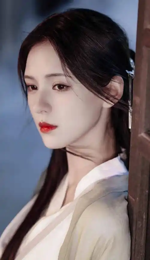 千秋令张予曦婚服路透霸气与时尚并存,新晋古装女神_造型_出圈_演技