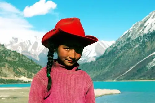 三月环境肖像赛--《高原小明星》