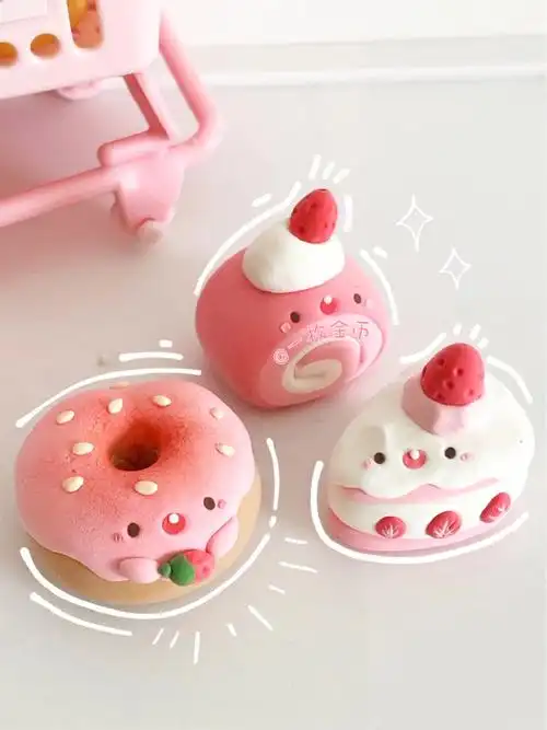 粘土手工十分钟学会捏草莓蛋糕崽崽们