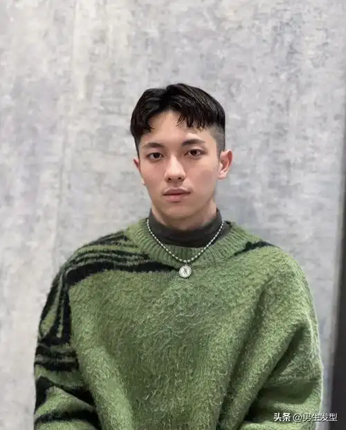 男生剪什么发型最帅又好看(这6款造型既潮流又帅气)-心语百科
