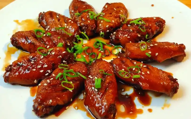 可乐鸡翅很多人第一步就错了,难怪吃着腥味重,大厨教你正确做法_哔哩