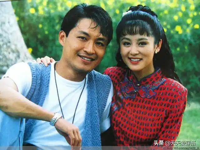 香港歌手陈红的资料 香港陈红年轻照片 - 歌词译