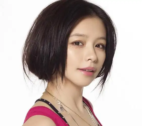 陈小春前女友,4个高颜值,只有1个不被看好,哪成想人家已成天王嫂