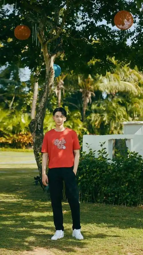 手机壁纸唐晓天