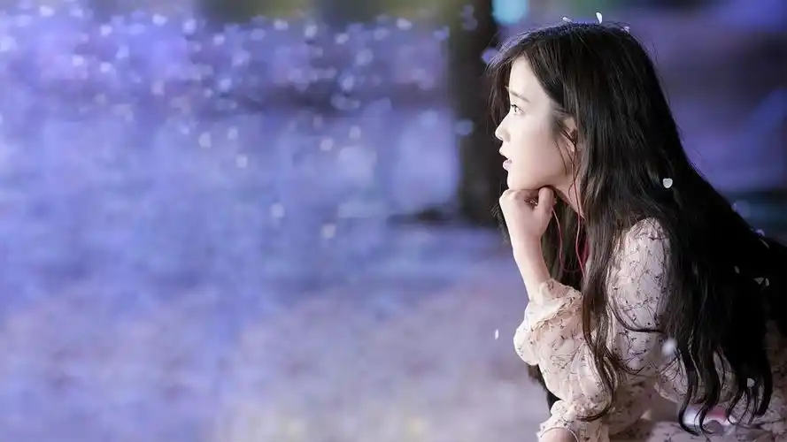 iu李知恩明星风尚壁纸