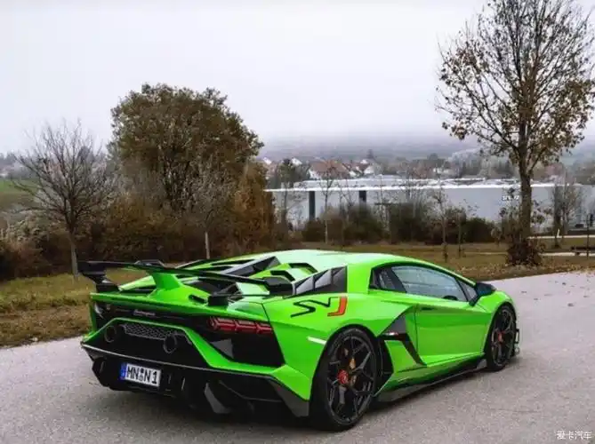 兰博基尼aventador svj帅气十足!-爱卡汽车网论坛