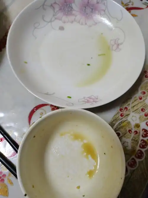 三年五班,于泊洋,光盘行动,从我做起,饮水要思源,吃饭当节俭,粒粒盘