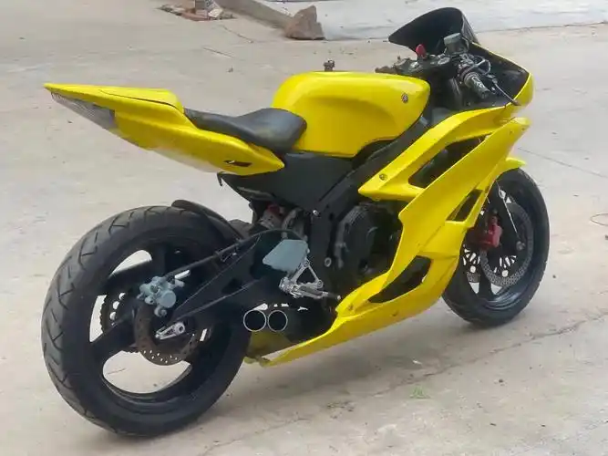 售价:10880元,四缸进口车雅马哈r6,重量级超跑 搭载四 - 抖音