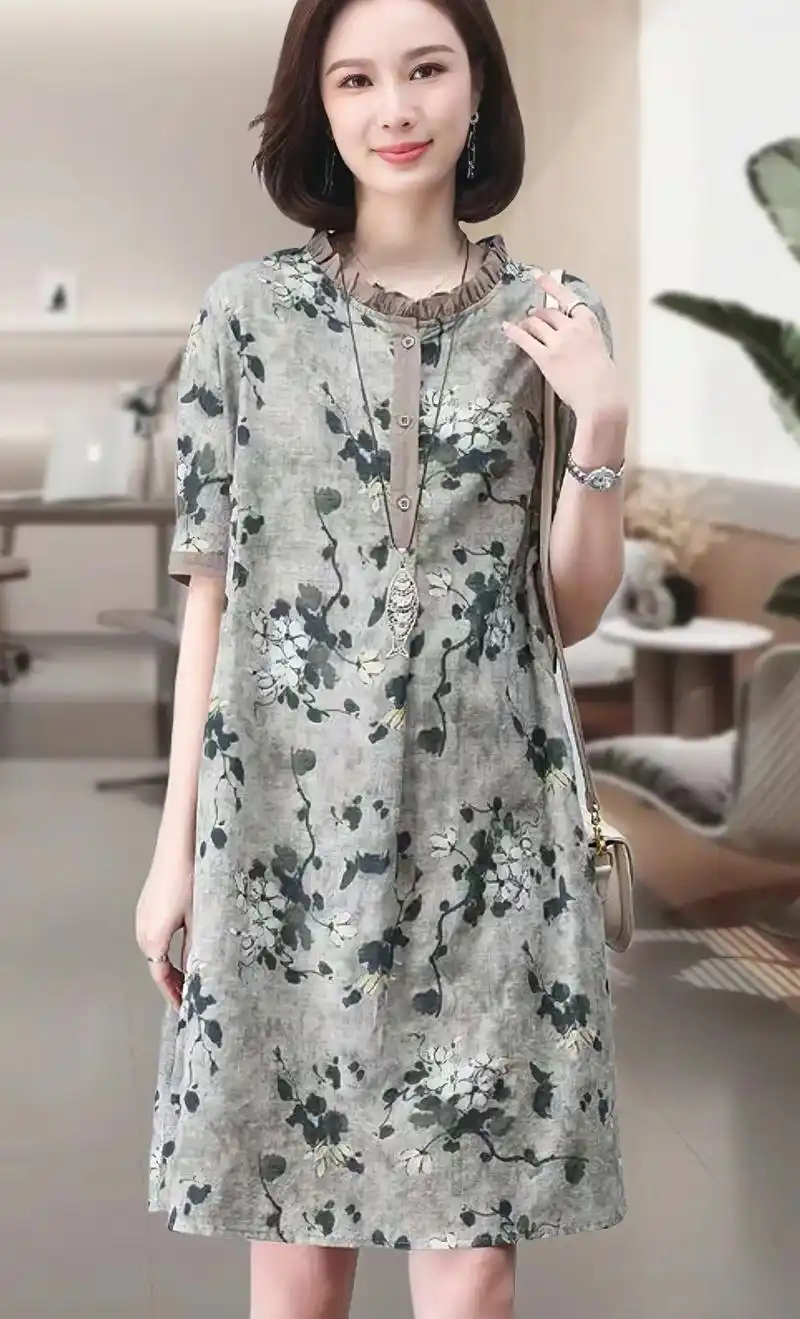 新款休闲洋气中年妈妈宽松棉麻碎花连衣裙