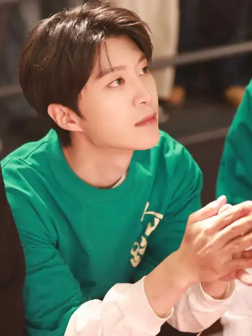 范丞丞超话00#电影人生路不熟路演#第四站|沈阳