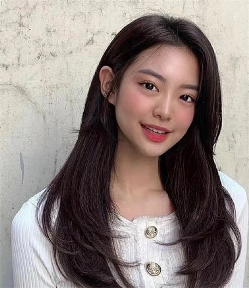 气质中长内扣c卷 各种脸型都适合留_最新发型 - 美发站