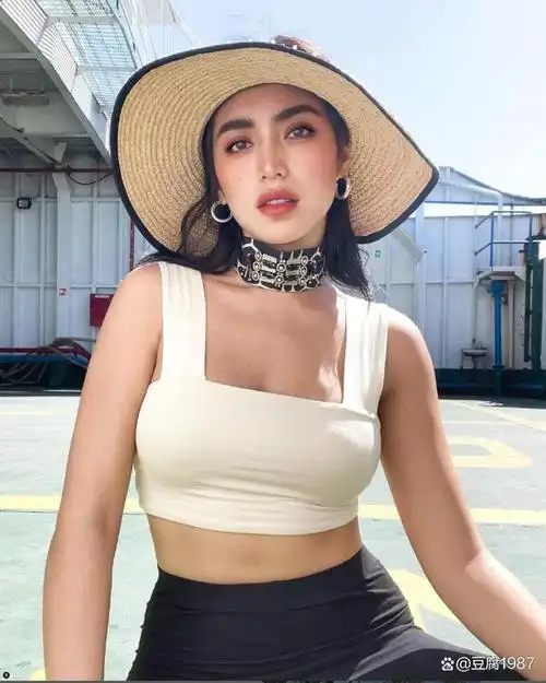 印尼女演员——杰西卡·依斯干达「环球美女日记」