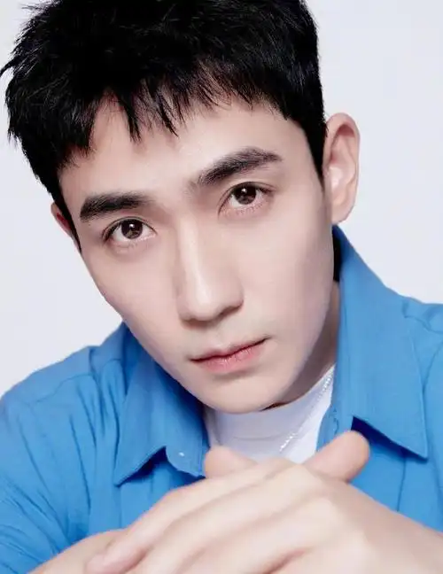 朱一龙自曝不善交际不打算和自己的性格对抗