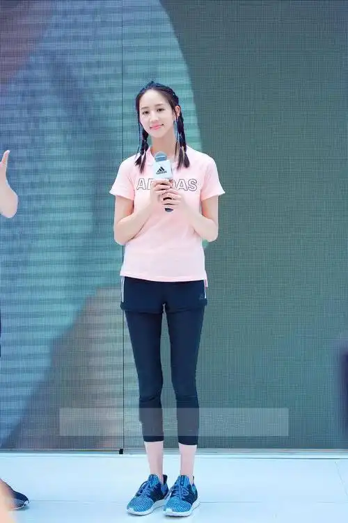 36岁张钧甯只是换了款新发型,瞬间年轻20岁,网友:我又恋爱了!