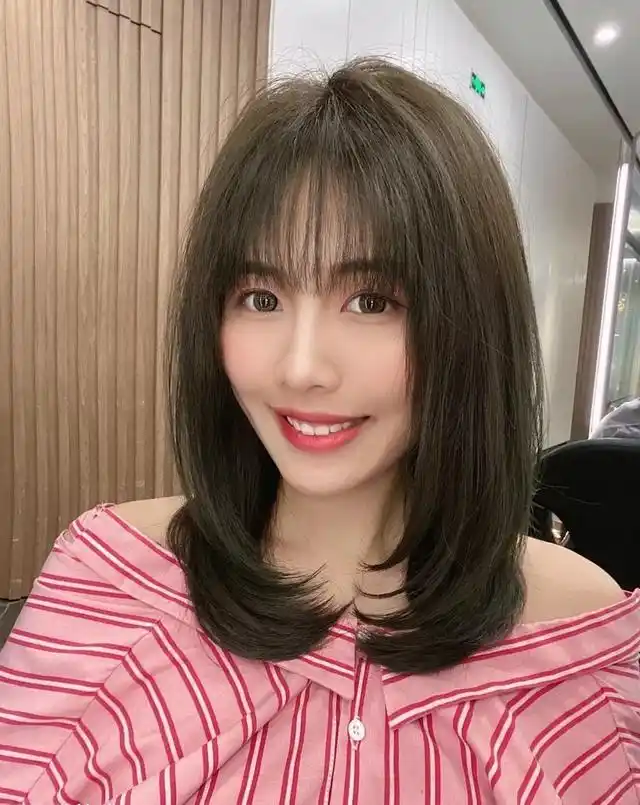 2020年"层次感发型"依然很流行