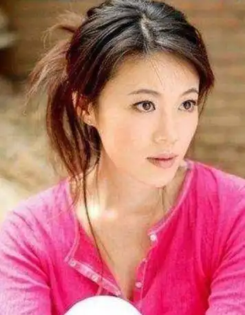 段奕宏妻子王瑾:因爱息影,因爱照顾公婆,因爱不要孩子__财经头条